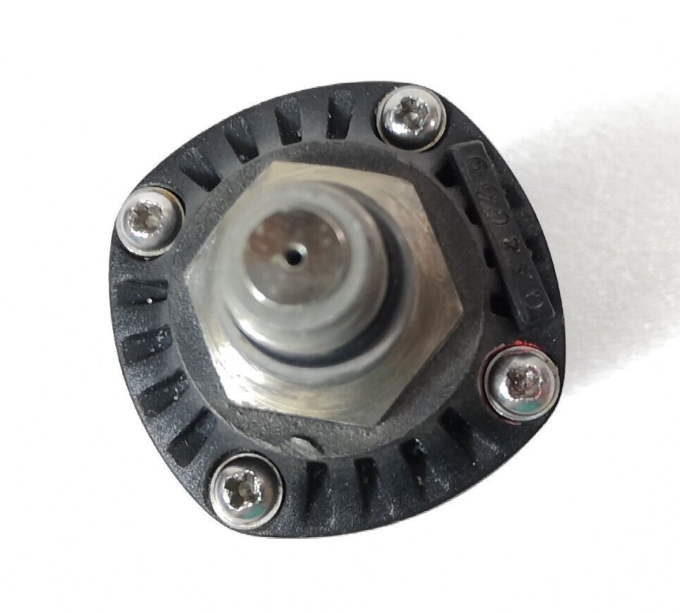 SUUNTO WIRELESS TANK PRESSURE TRANSMITTER Hoseless Scuba Dive with circle  #3220