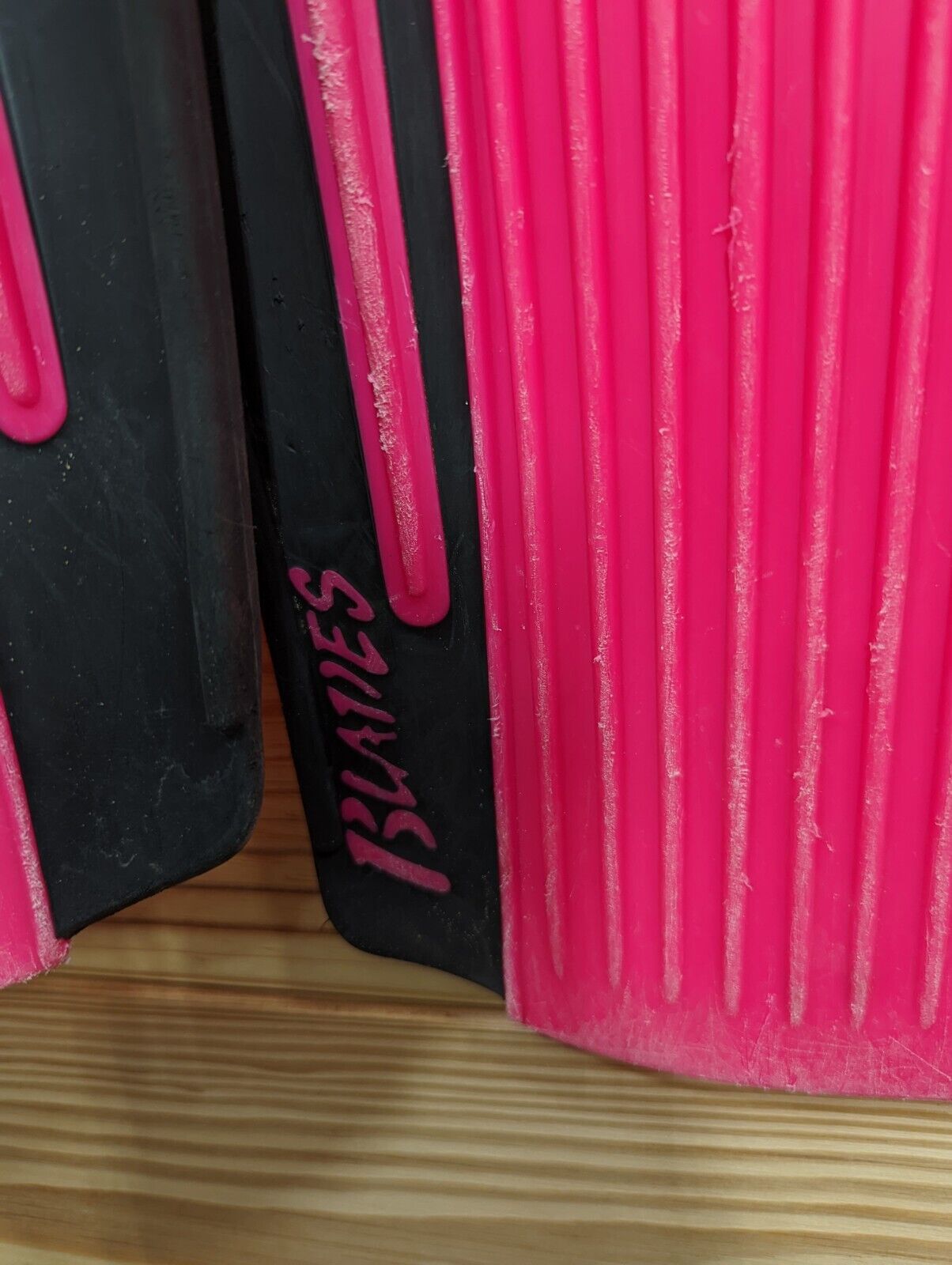 Pink US Divers Aqua Lung Blades Open Heel Scuba Dive Snorkel Fins Flippers Small