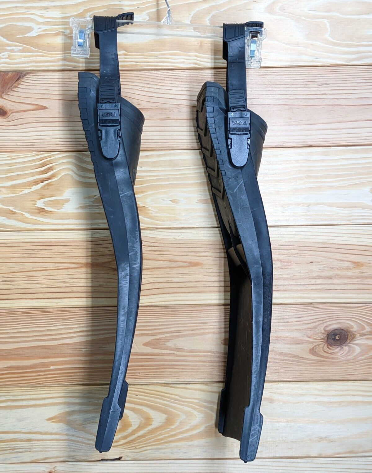 Tusa Liberator Graphite Open Heel Scuba Dive Snorkel Fins Flippers Size Regular