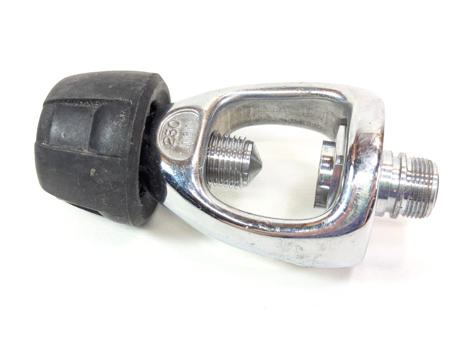 Scubapro Universal Yoke Regulator Converter Adapter Kit Scuba Dive MK25, MK205