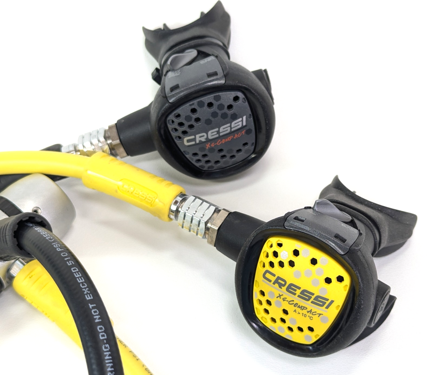 Cressi XS Compact AC2 Complete Regulator Set Yoke 1st, 2nd Stage, Octo EXCELLENT2