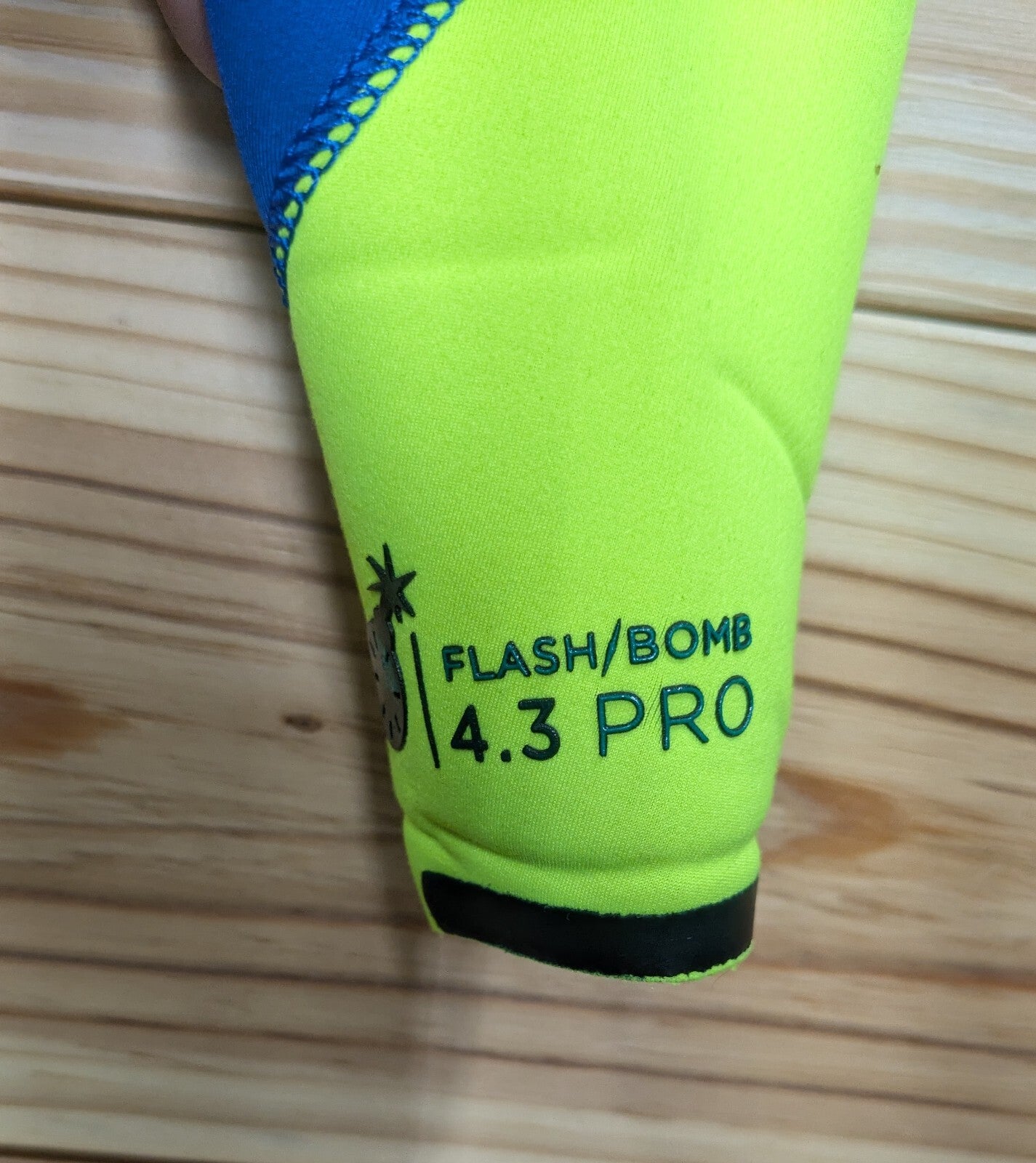 Rip Curl FlashBomb Pro Kids Youth 4mm 3mm Full Wetsuit Scuba Dive Surf Size 106