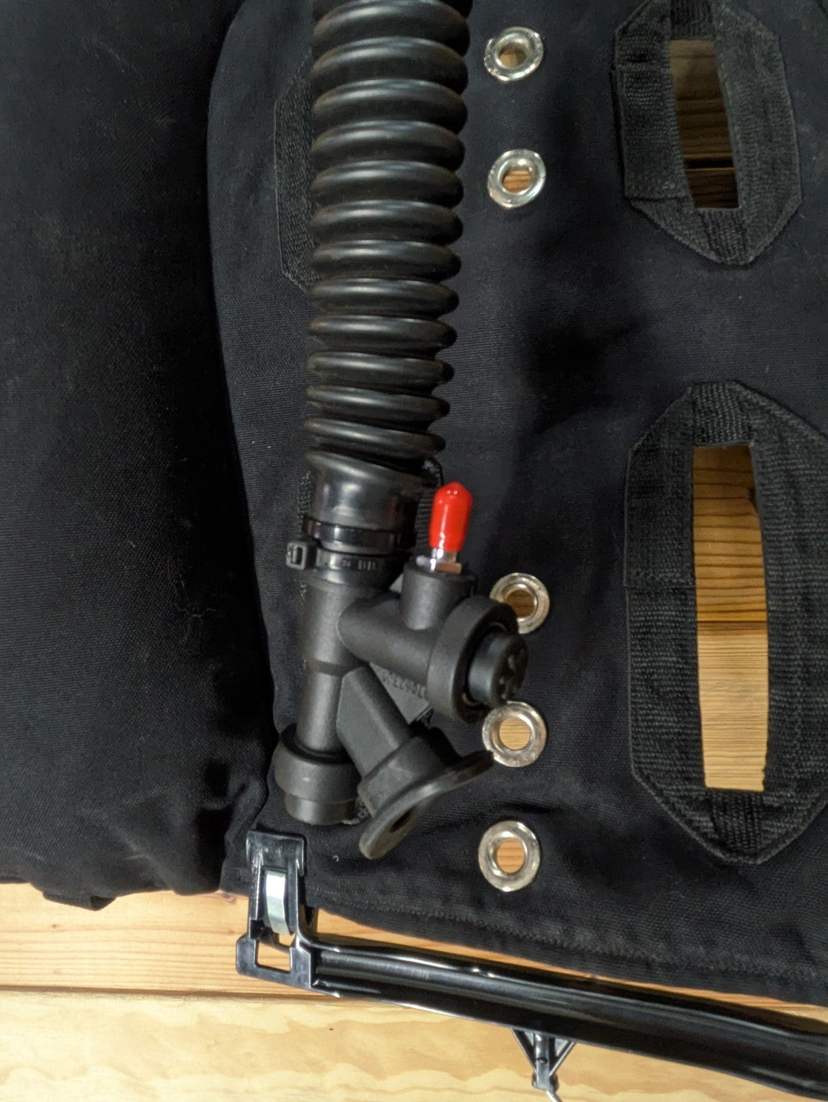 Dive Rite Classic Doubles Tank Wing Scuba BC BCD 60 pound Lift Capacity Black2