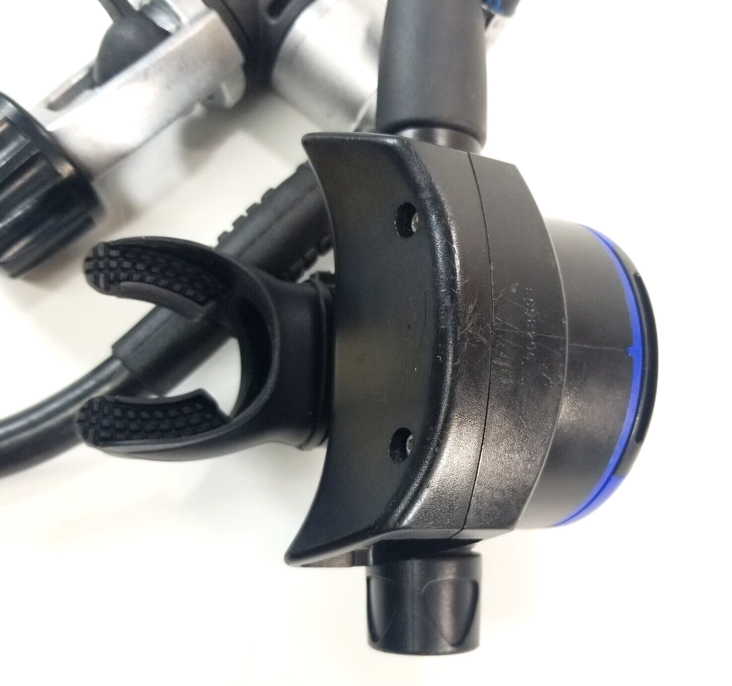 Oceanic Delta 2 Scuba Dive Regulator Set Yoke 1st Stage Adjustable Balanced 39738