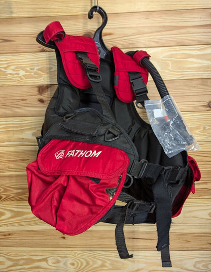 Fathum SL III 3 Scuba Dive BC BCD M Medium Buoyancy Compensator Vest Jacket RED0