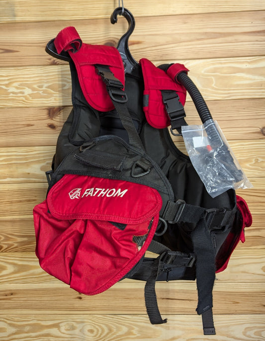 Fathum SL III 3 Scuba Dive BC BCD M Medium Buoyancy Compensator Vest Jacket RED0