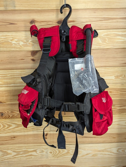 Fathum SL III 3 Scuba Dive BC BCD M Medium Buoyancy Compensator Vest Jacket RED4