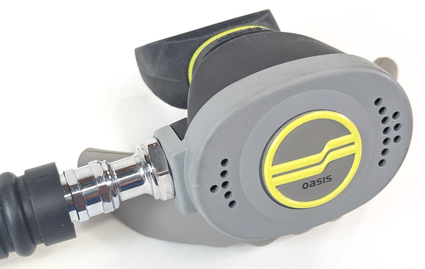 Sherwood Oasis Scuba Dive Regulator Set Yoke, 1st, 2nd Stage & Inflator SRB57007