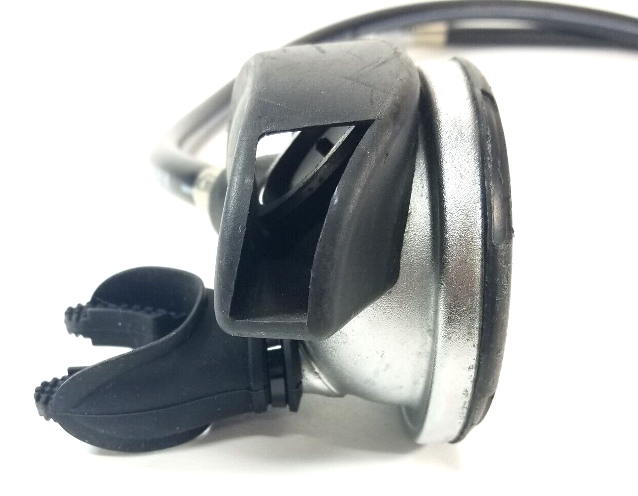 International Divers idI Scuba Regulator Set Yoke 1st, Osprey 2nd, Razor Octo10