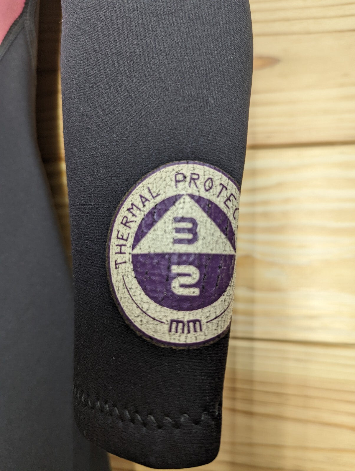 SeaQuest Neo Thins Purple Pink Women's Full Wetsuit 9 - 10 Scuba Dive 3mm 2mm2