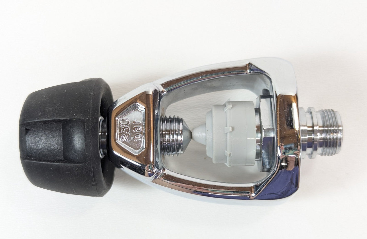 Scubapro Universal Yoke Regulator Converter Adapter Kit Scuba Dive MK25, MK204