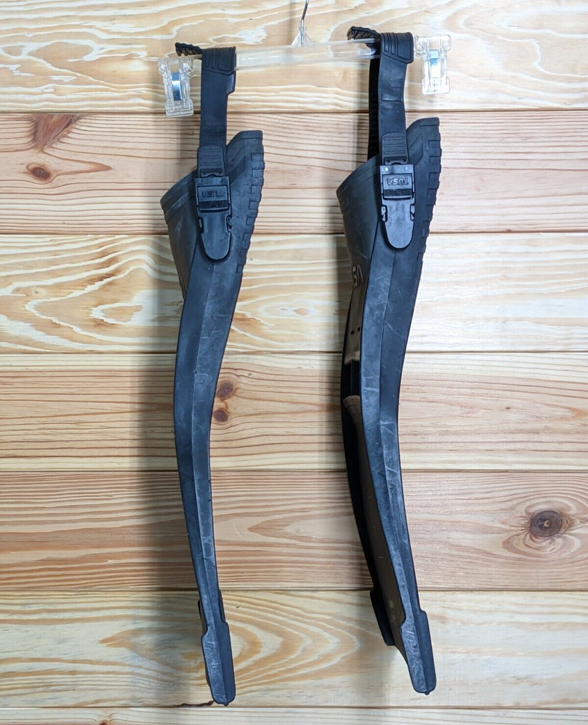 Tusa Liberator Graphite Open Heel Scuba Dive Snorkel Fins Flippers Size Regular9