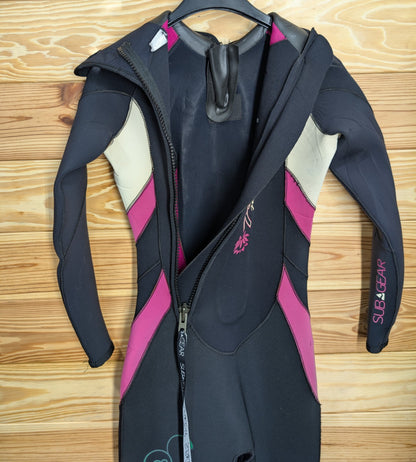 Sub Gear Women's 3mm Full Wetsuit Scuba, Dive, Surf Wet Suit Size Small, 38, 610