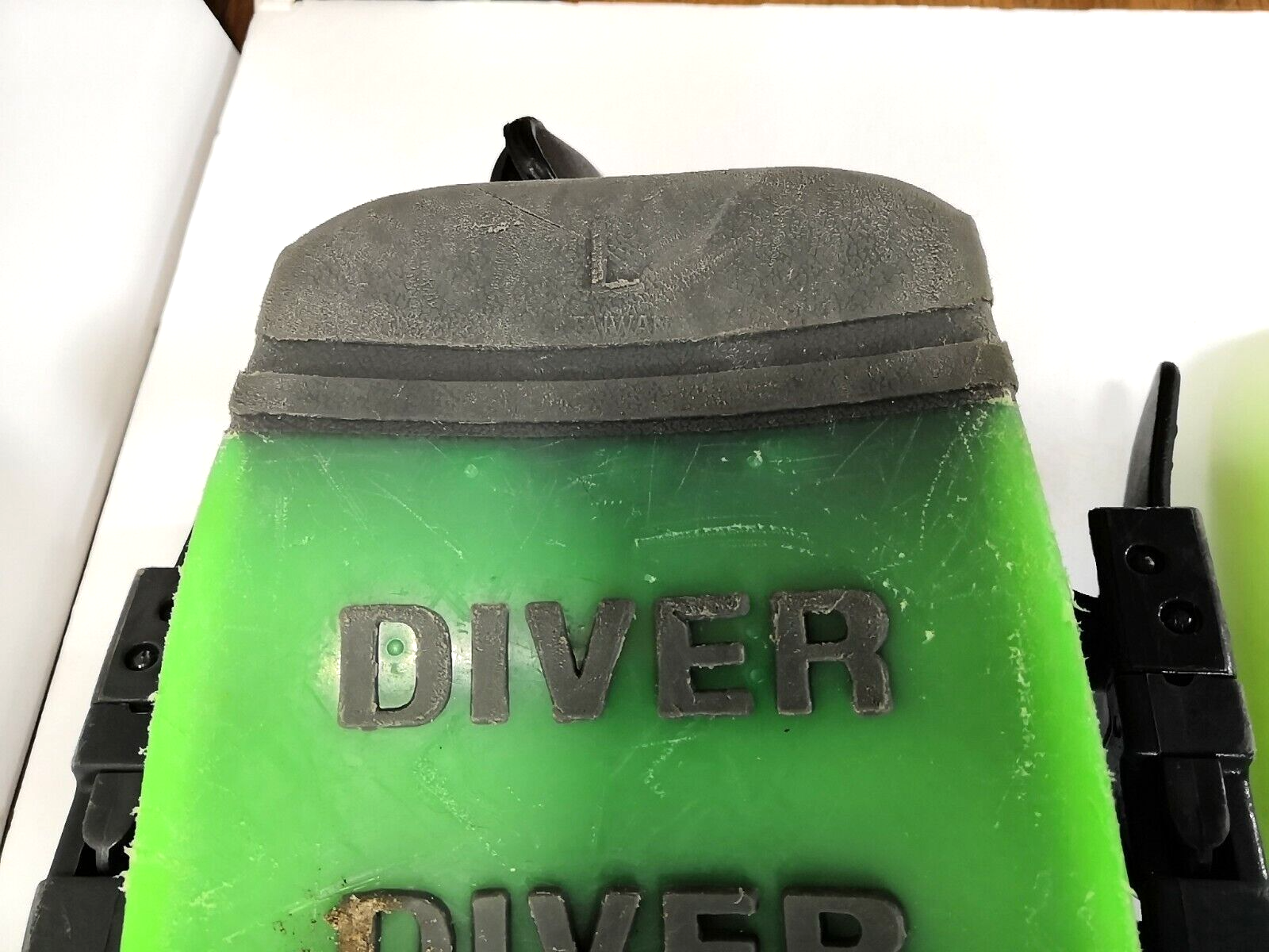 IST Proflex Open Heel Adjustable Fins Flippers Lime Green, Gray Size Large LG L3