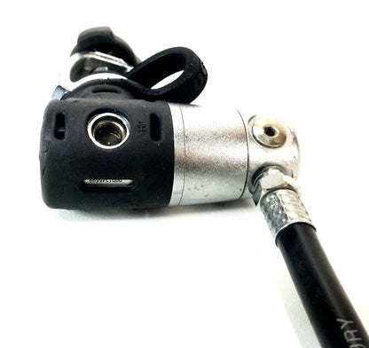 Oceanic PX2 Alpha, Delta Scuba Diving Yoke 1st Stage Regulator + Dust Cap #382011