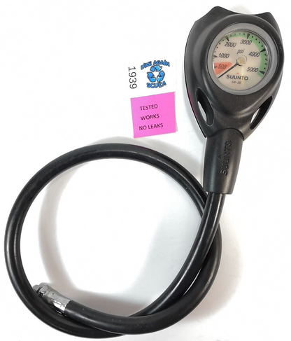Suunto SM-36 2in 5000 PSI SPG Submersible Pressure Gauge Scuba Dive w Boot #19390