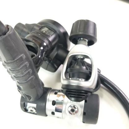 Scubapro Regulator Set MK20 Yoke 1st Stage S600 2nd Stage Scuba Dive EXCELLENT!!