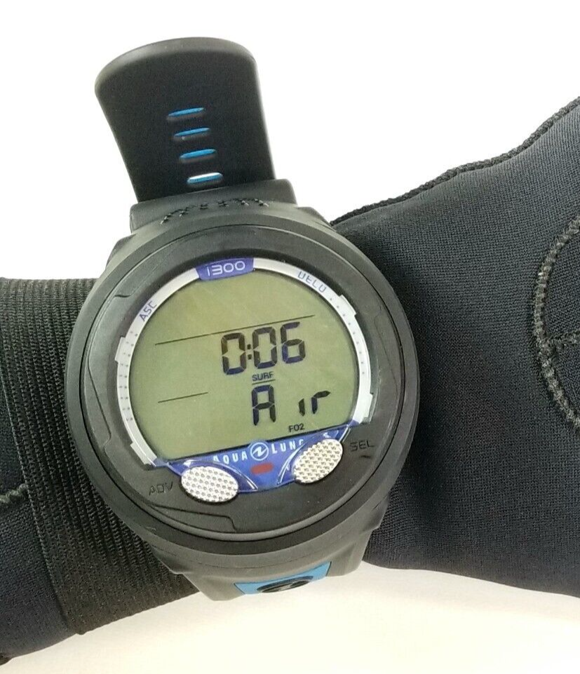 Aqua Lung i300 Wrist Scuba Dive Computer Air & Nitrox 2 Buttons EXCELLENT! #50823