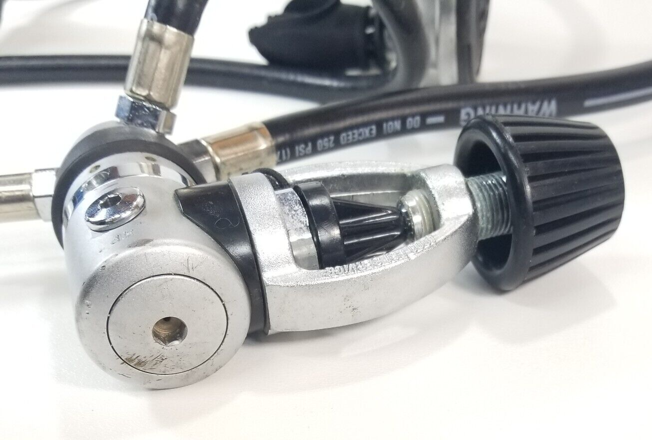 International Divers idI Scuba Regulator Set Yoke 1st, Osprey 2nd, Razor Octo20