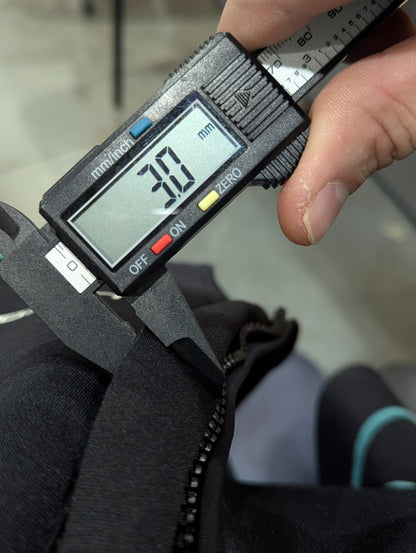 SeaSkin Women's 3mm Shorty Size Large Scuba, Dive, Surf WetSuit Blue / Black9