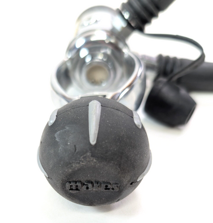 Mares Rebel MR12 Complete Scuba Diving Regulator Set Yoke 1st, 2nd Stage Octo7