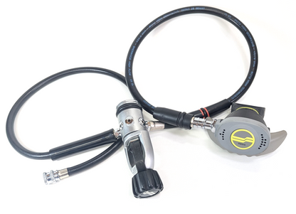 Sherwood Oasis Scuba Dive Regulator Set Yoke, 1st, 2nd Stage & Inflator SRB57005