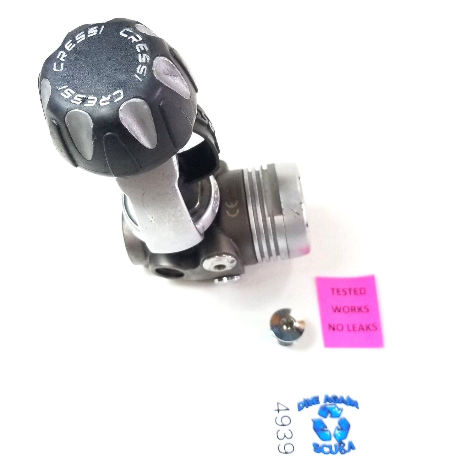 Cressi T-10 SC Scuba Diving Yoke First 1st Stage Regulator + Dust Cap T10  #4939