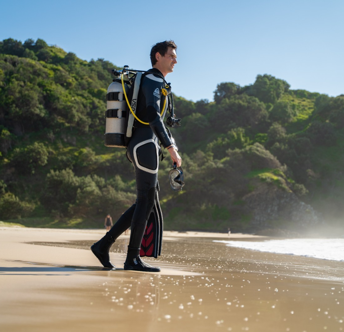 Tusa T-Wing Scuba Dive Tech BC BCD, Aluminum Harness, Back Inflate (BC-0502B-GR)1