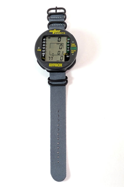 Suunto Solution Nitrox Scuba Dive Wrist Backlit Computer NEW Strap         #61403