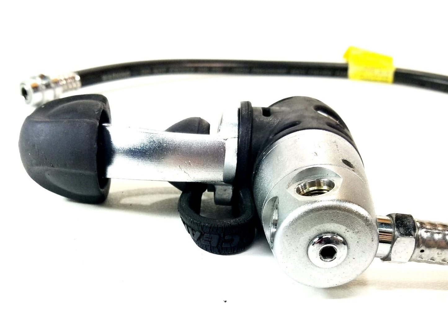 Oceanic PX2 Alpha, Delta Scuba Diving Yoke 1st Stage Regulator + Dust Cap #38209