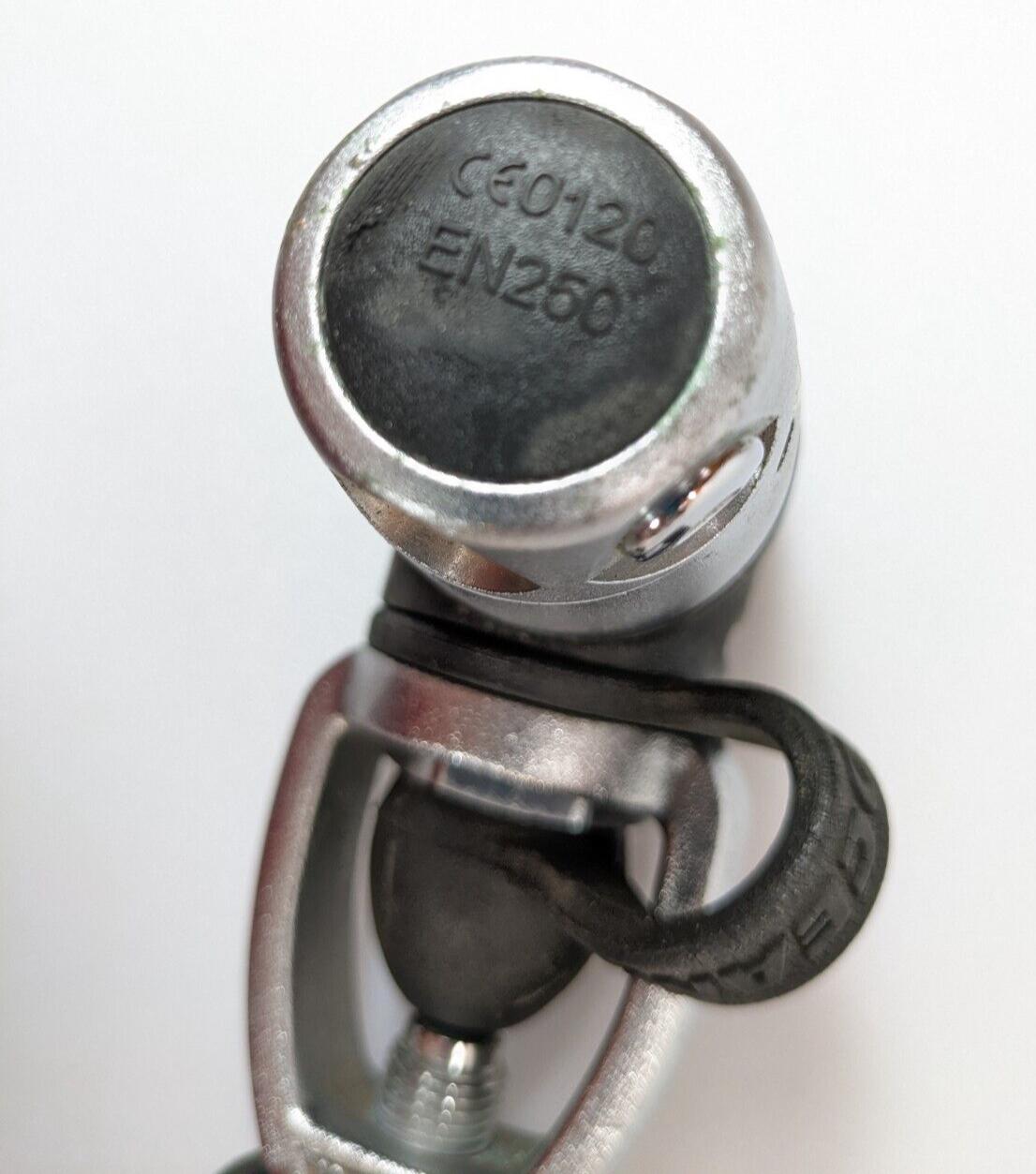 Oceanic PX2 Alpha, Delta Scuba Diving Yoke 1st Stage Regulator + Dust Cap #24386