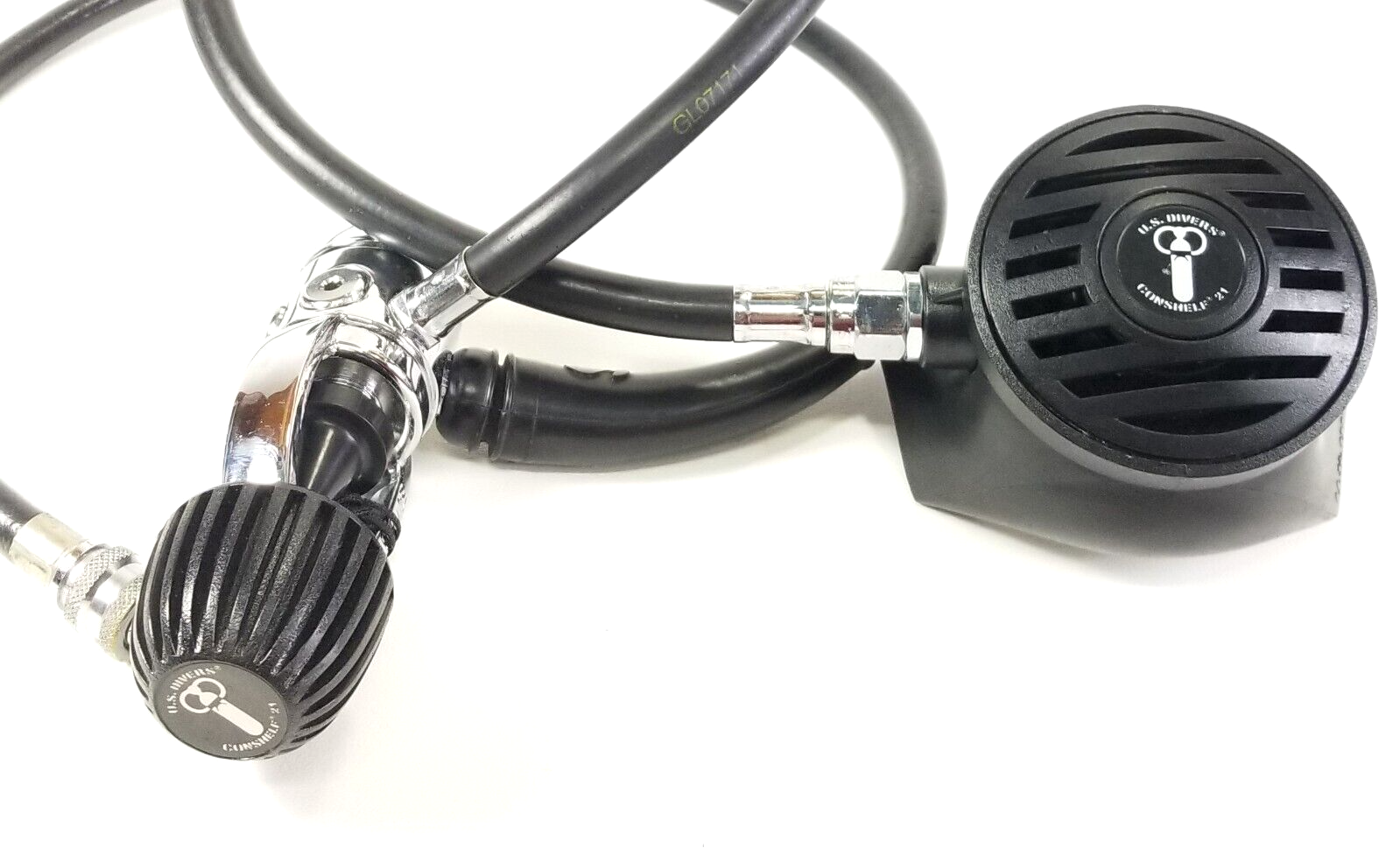 US Divers - Aqua Lung Conshelf 21 1st & 2nd Stage Scuba Dive Regulator Set Yoke1