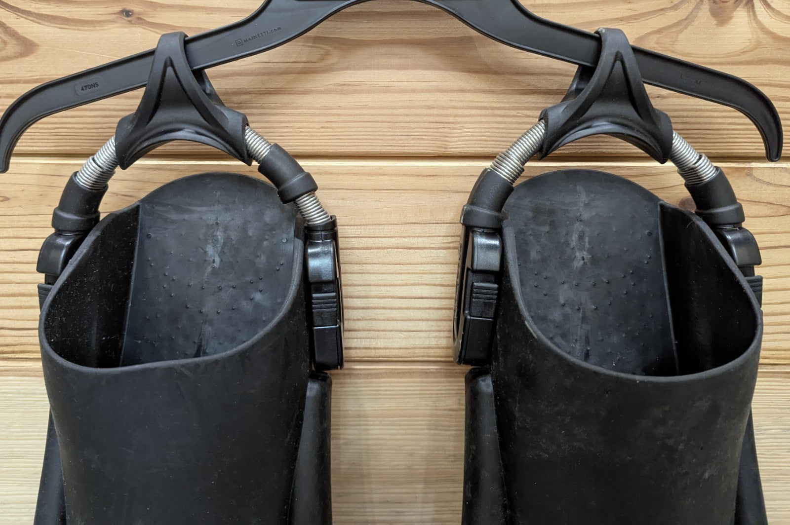 2 X Atomic Aquatics Split Fin Spring Straps Scuba Diving Fins EXCELLENT!   #55478