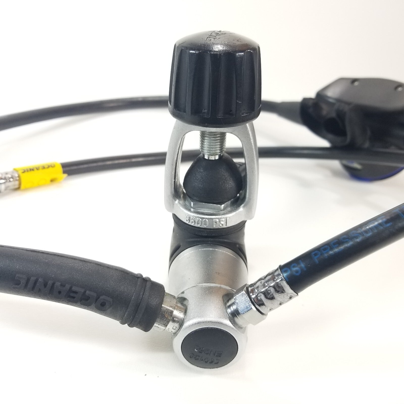 Oceanic Delta 2 Scuba Dive Regulator Set Yoke 1st Stage Adjustable Balanced 39735