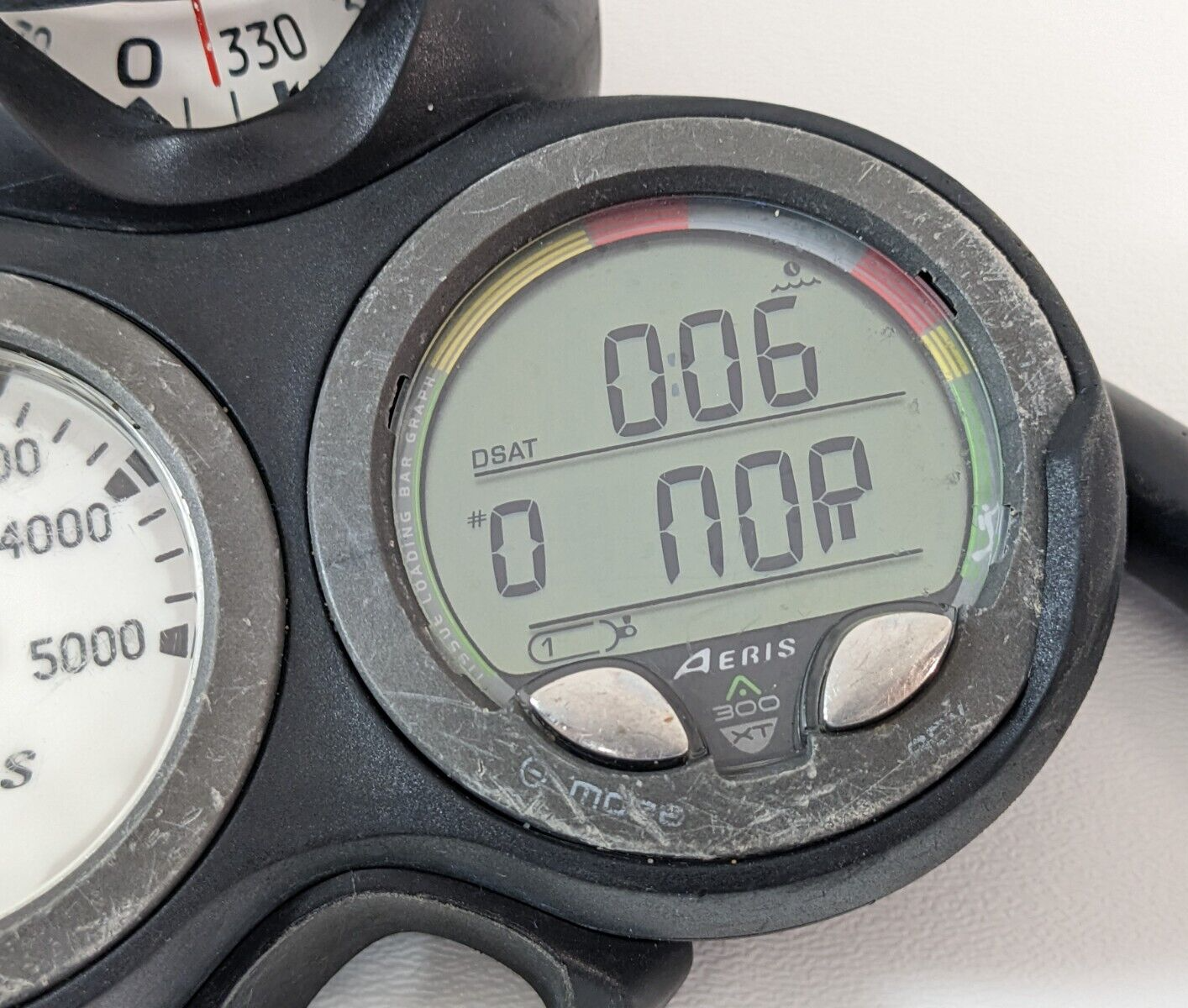 Aeris A300 XT Air Integrated Scuba Dive Computer Console Air & Nitrox  A300xt5