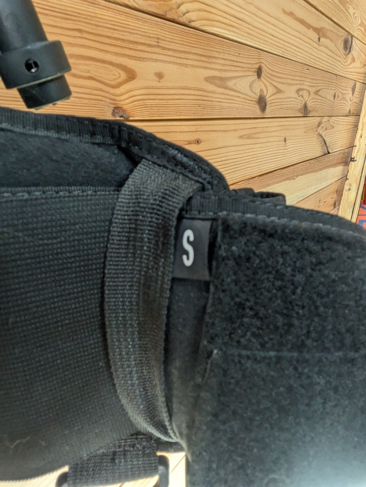 45738894