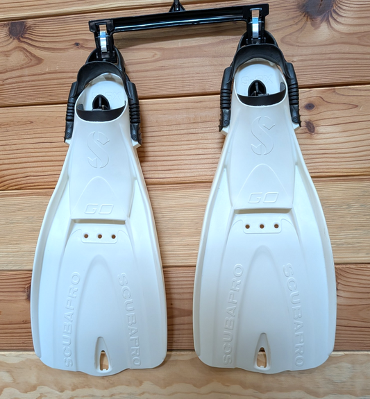 Scubapro Go Travel Open Heel Scuba Dive Snorkel Fins S XS White Small X Small0
