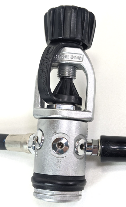 Sherwood Oasis Scuba Dive Regulator Set Yoke, 1st, 2nd Stage & Inflator SRB57003