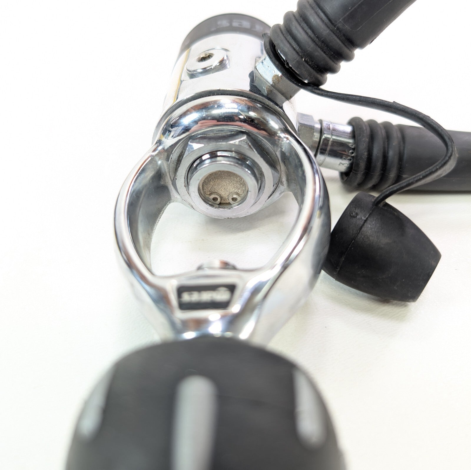 Mares Rebel MR12 Complete Scuba Diving Regulator Set Yoke 1st, 2nd Stage Octo8