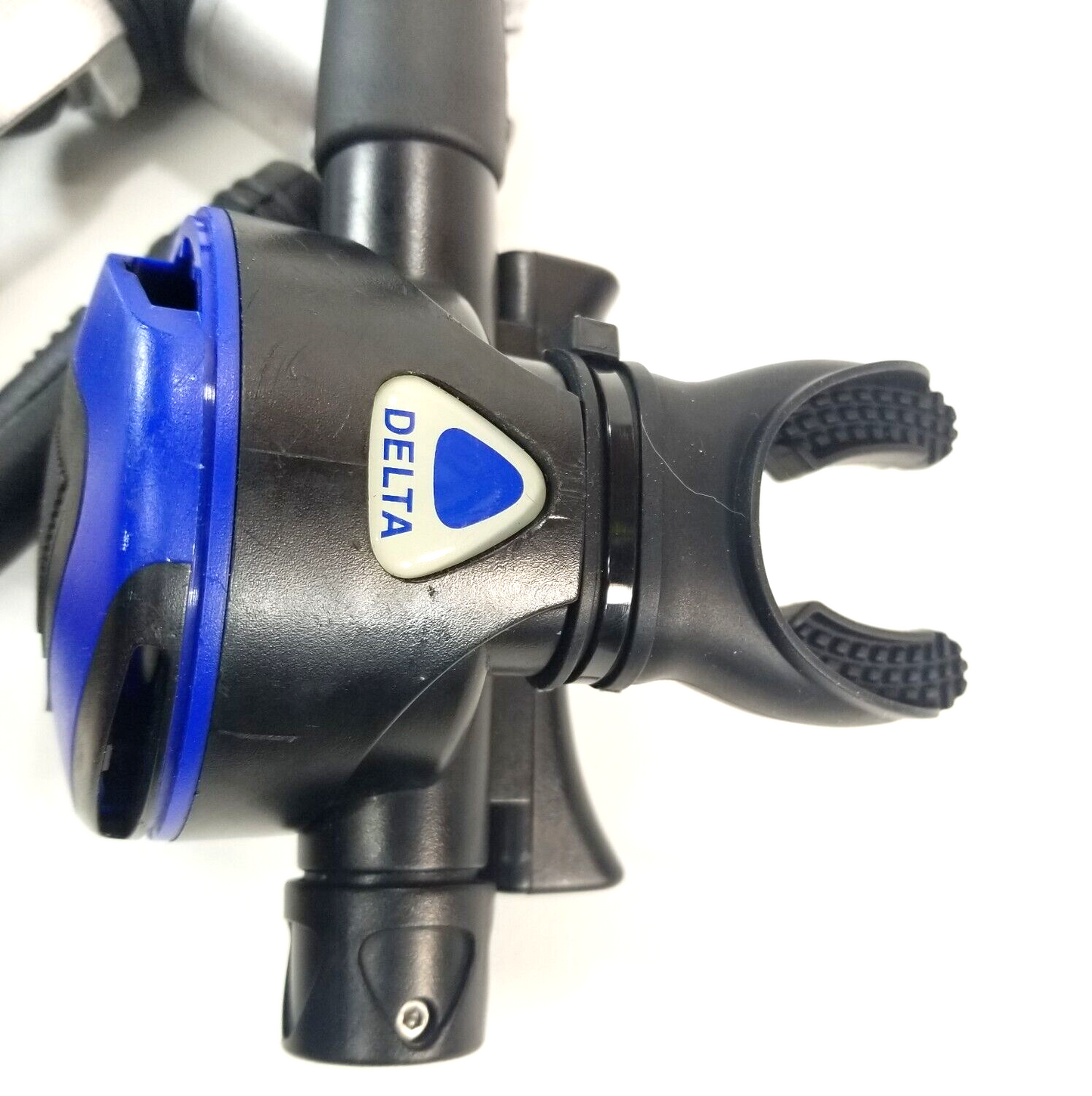 Oceanic Delta 2 Scuba Dive Regulator Set Yoke 1st Stage Adjustable Balanced 397312