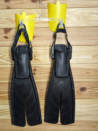 Genesis Blitz Open Heel Adjustable Scuba Dive Snorkel Split Fins Flippers Small