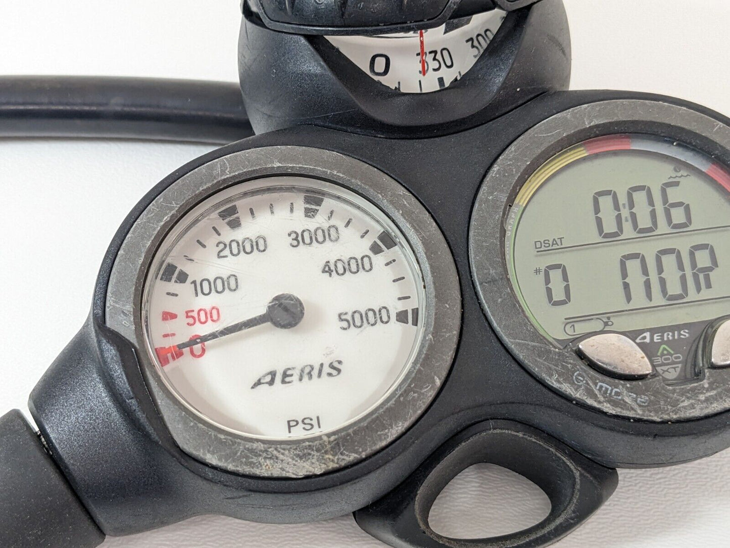 Aeris A300 XT Air Integrated Scuba Dive Computer Console Air & Nitrox  A300xt