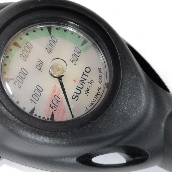 Suunto SM-36 2in 5000 PSI SPG Submersible Pressure Gauge Scuba Dive w Boot #1447