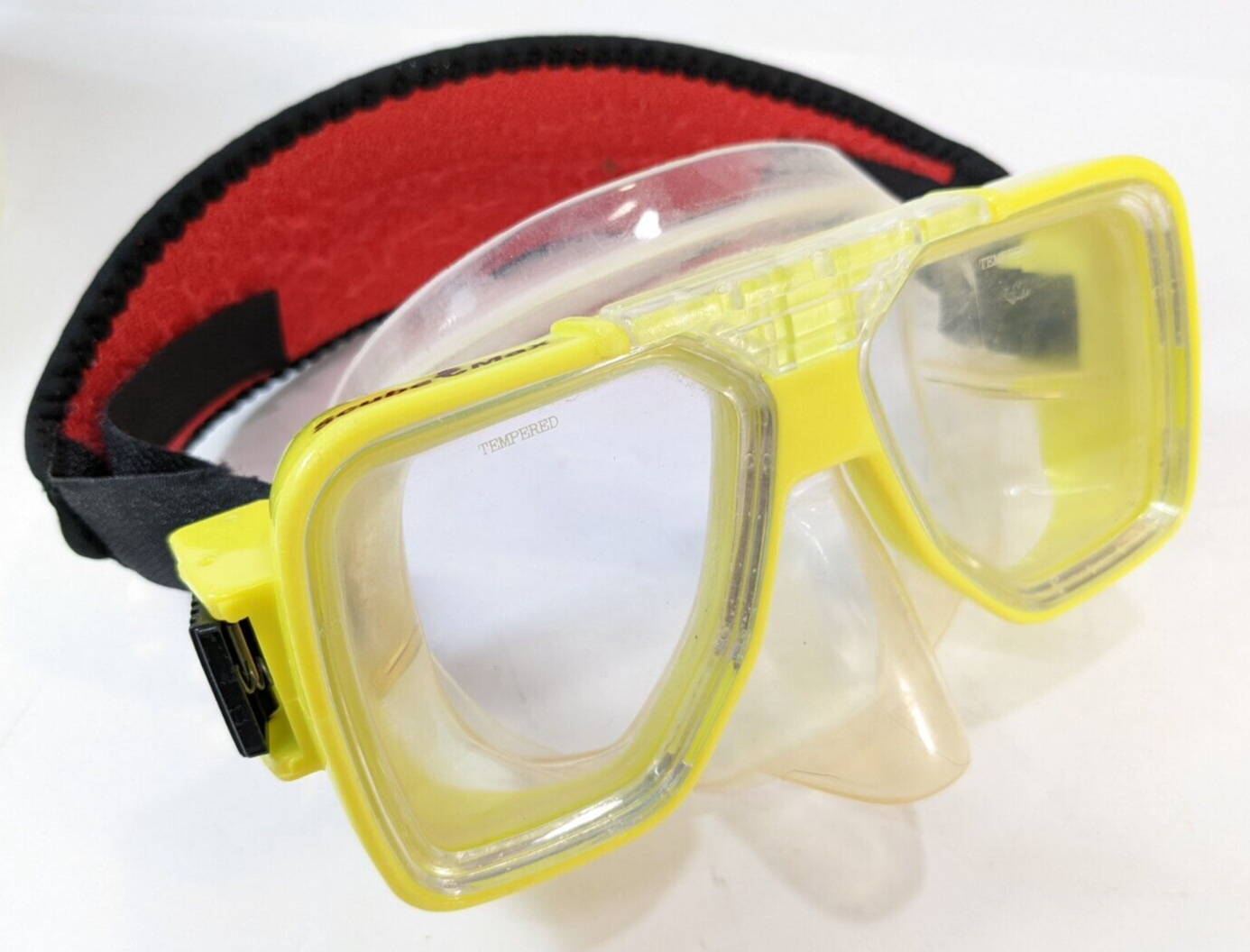 ScubaMax Mask Yellow with Adjustable Comfort Strap Scuba Snorkel, Diving Max