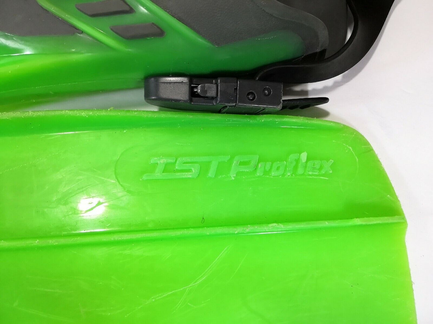 IST Proflex Adjustable Fins Flippers Lime Green / Gray Size Large LG L